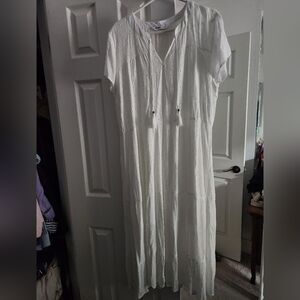 NWOT Short Sleeve lined Maxi Dress ,XL Sonoma White Embroidered 100% rayon